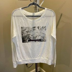 Women’s American Eagle long sleeve top (size medium)